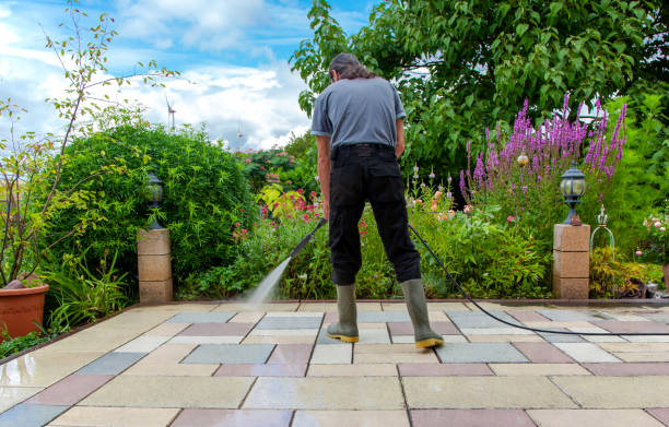 Best Pool Deck Cleaning  in East Basin, UT